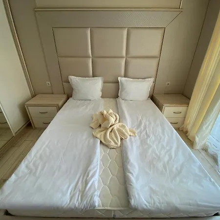 Paradiso 'в' 102 Private Sea View Appartement Nessebar