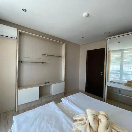 Апартаменты Paradiso 'в' 102 Private Sea View Несебр