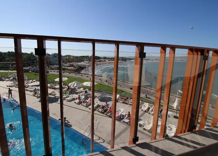 Paradiso 'в' 102 Private Sea View